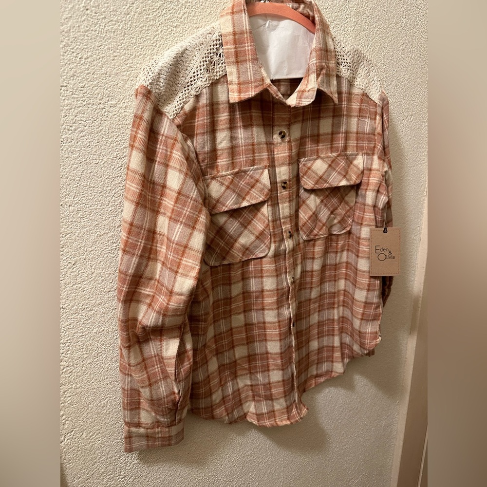 Eden & Olivia NWT Women’s Brown/Pink flannel plaid Button Up Shirt size Small
